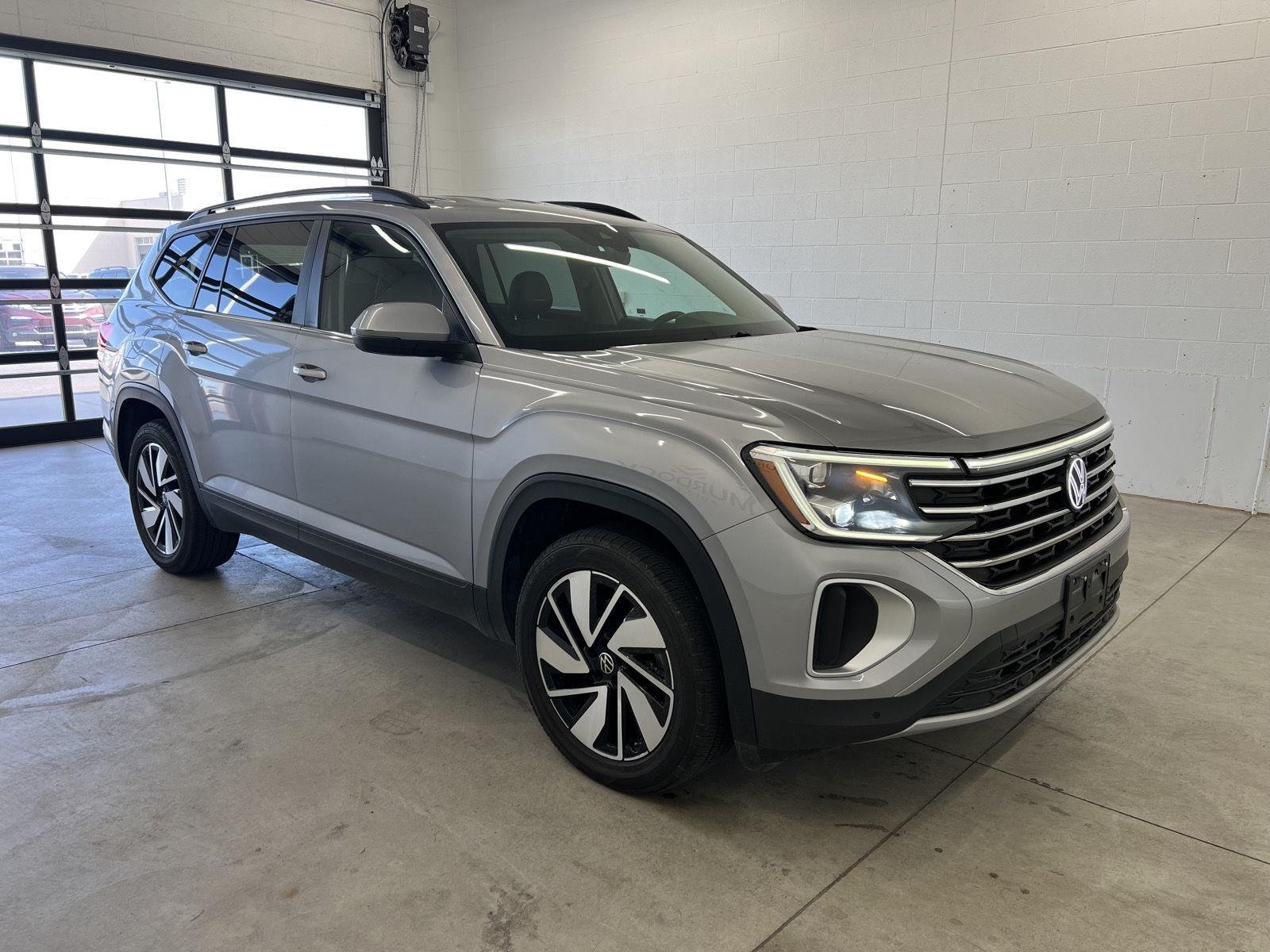 2025 Volkswagen Atlas SE w/Tech - Photo 5