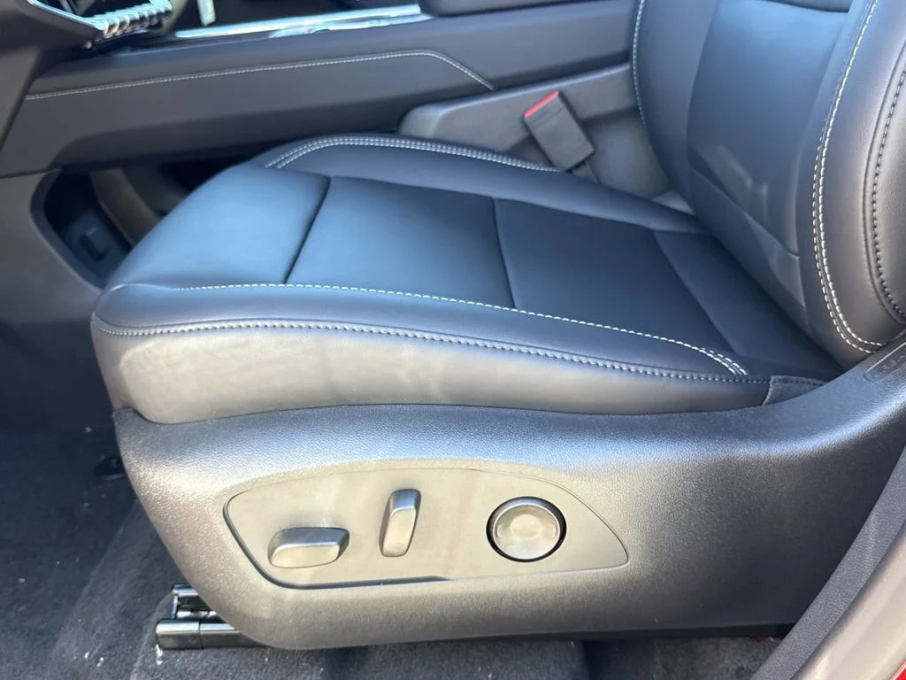 2026 GMC Acadia Elevation - Photo 12