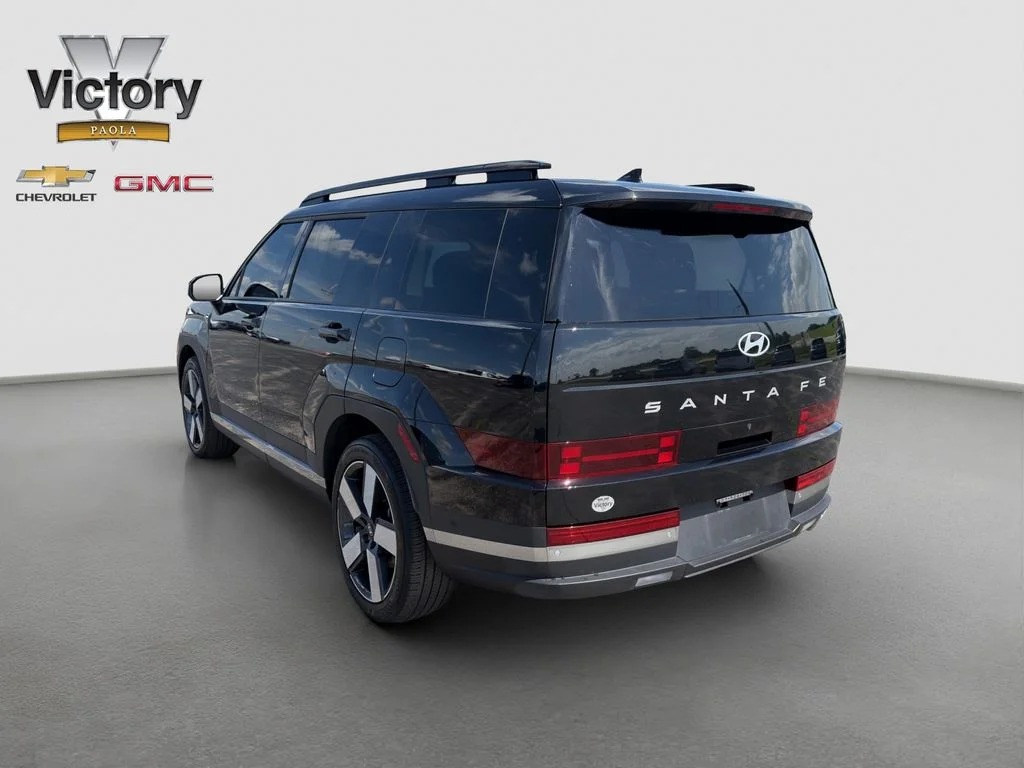 Used 2024 Black Hyundai Limited image 4