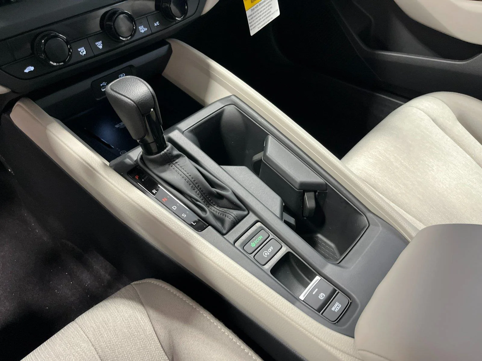 New 2026 Platinum White Pearl Honda SE image 16