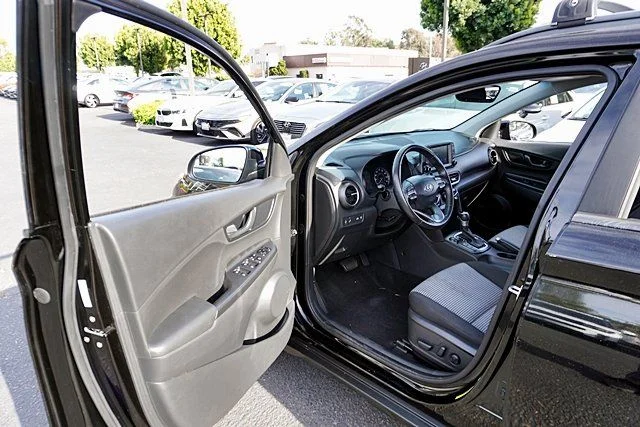 Used 2021 Black Hyundai SEL Plus image 35