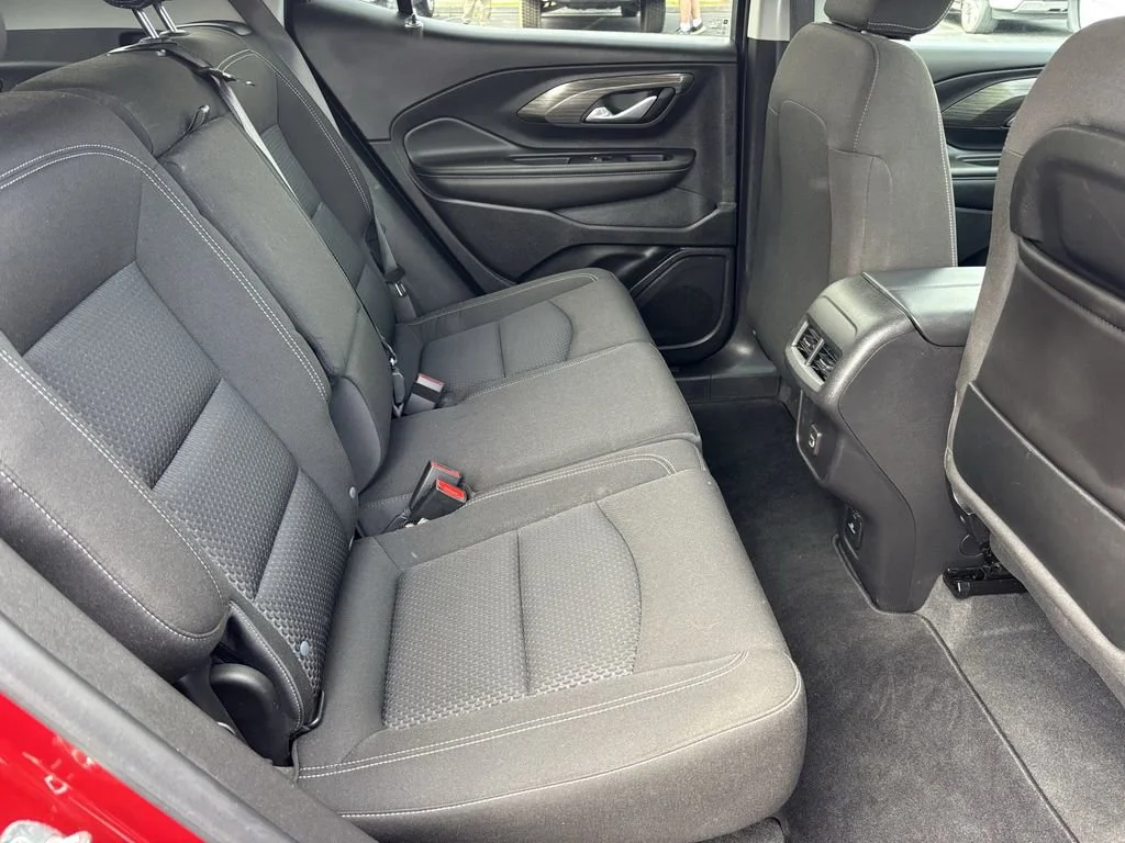 Used 2024 Volcanic Red Tintcoat GMC SLE image 18