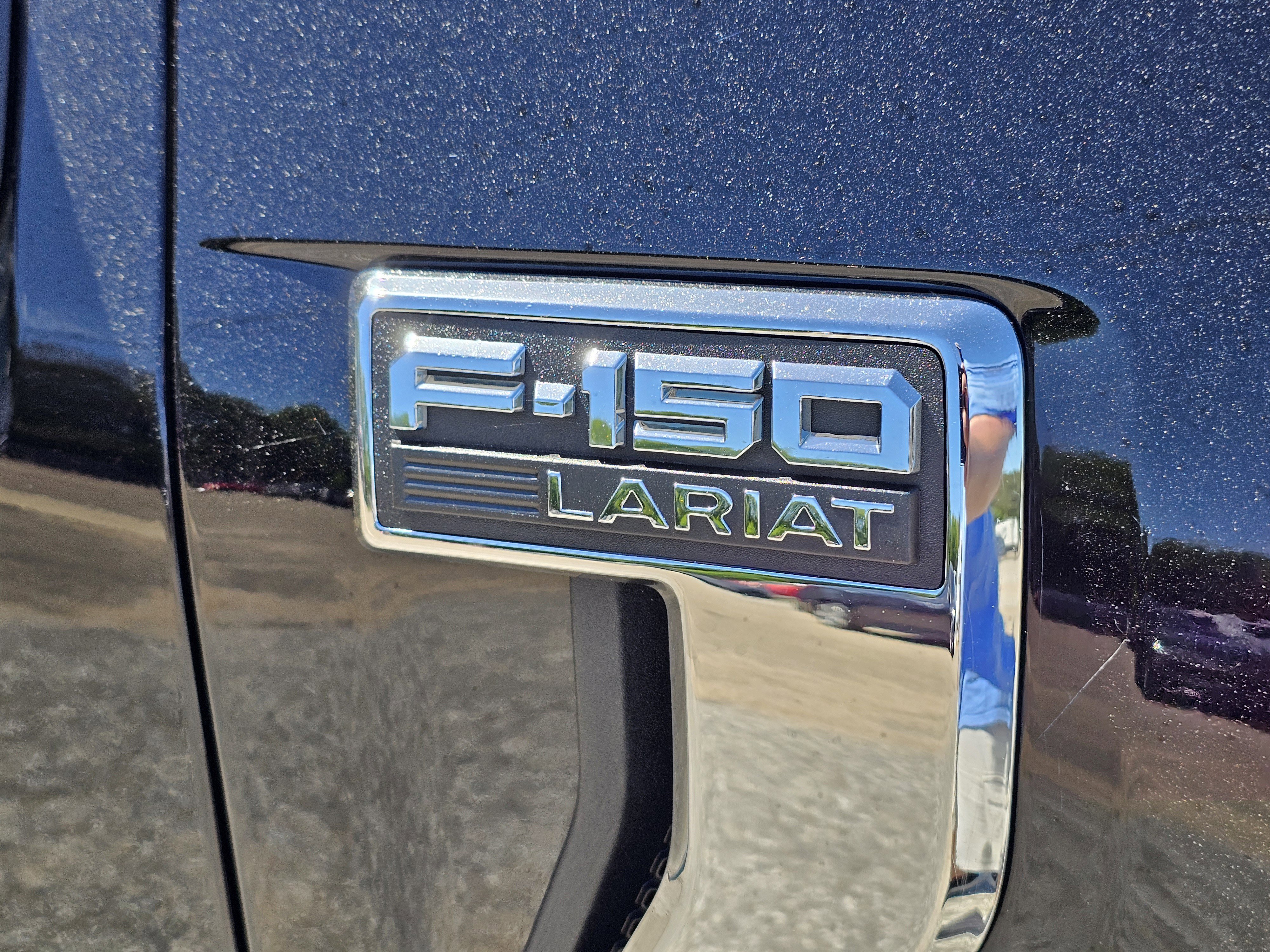 Used 2022 Agate Black Metallic Ford LARIAT image 7