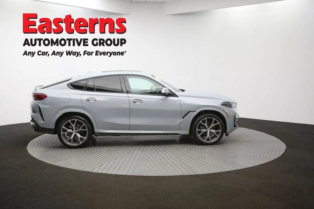Used 2024 Gray BMW xDrive40i image 47