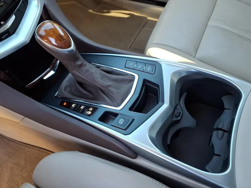 Used 2015 SILVER COAST METALLIC Cadillac Luxury Collection image 13