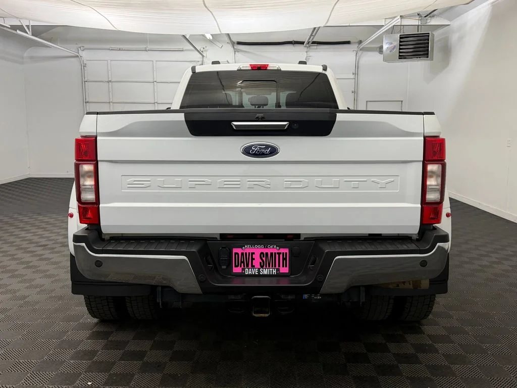 Used 2022 Oxford White Ford LARIAT image 9