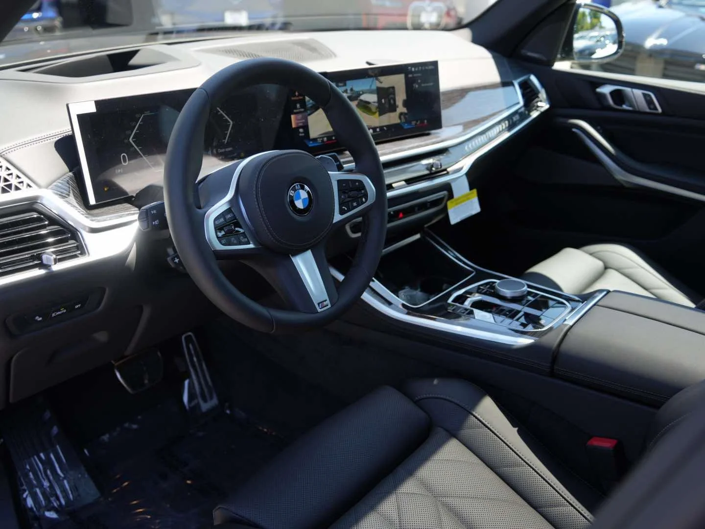 New 2026 Manhattan Green Metallic BMW sDrive40i image 12
