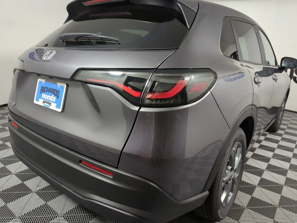 New 2027 Modern Steel Metallic Honda LX image 5