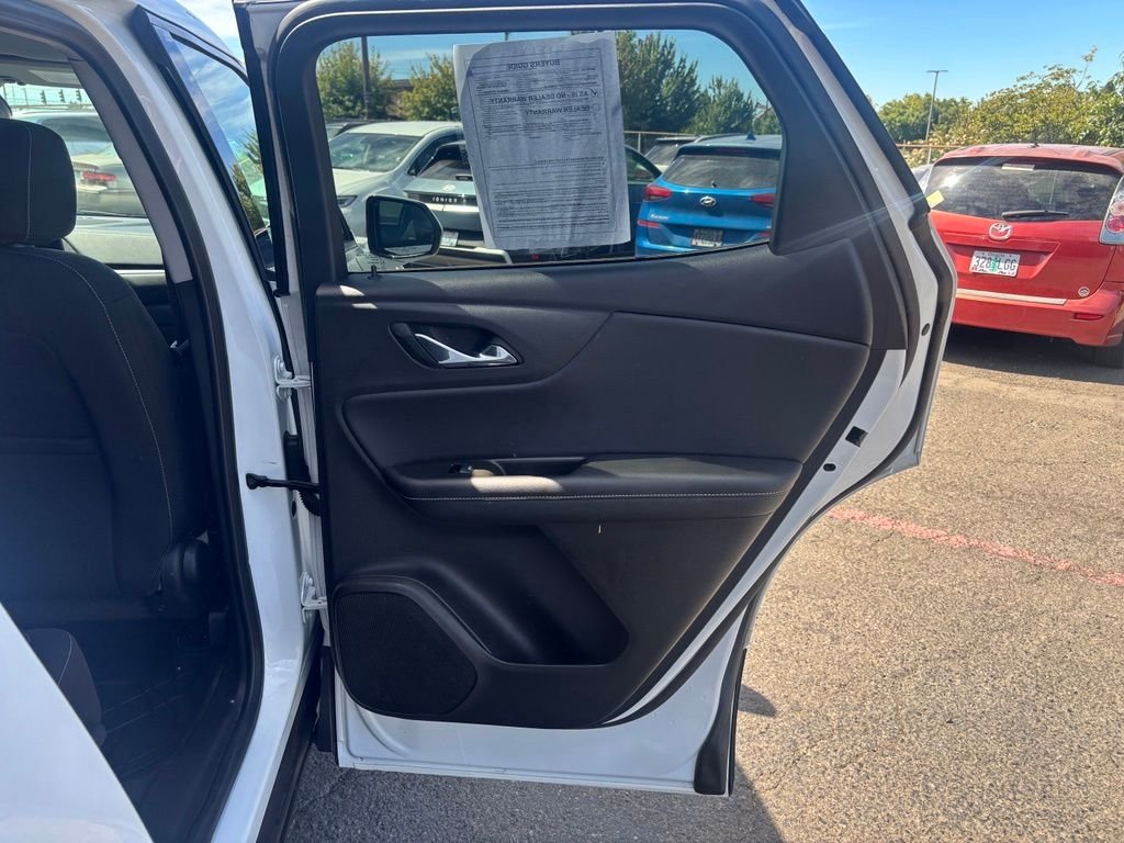 Used 2024 White Chevrolet LT image 16