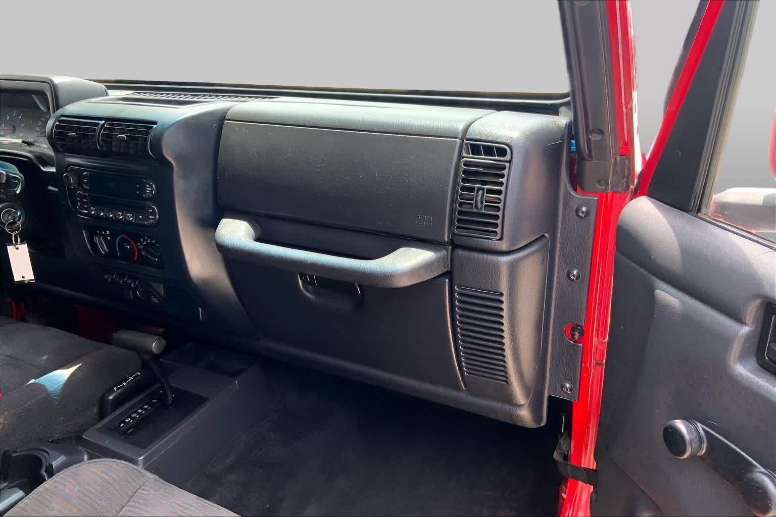 Used 2005 Flame Red Jeep X image 18