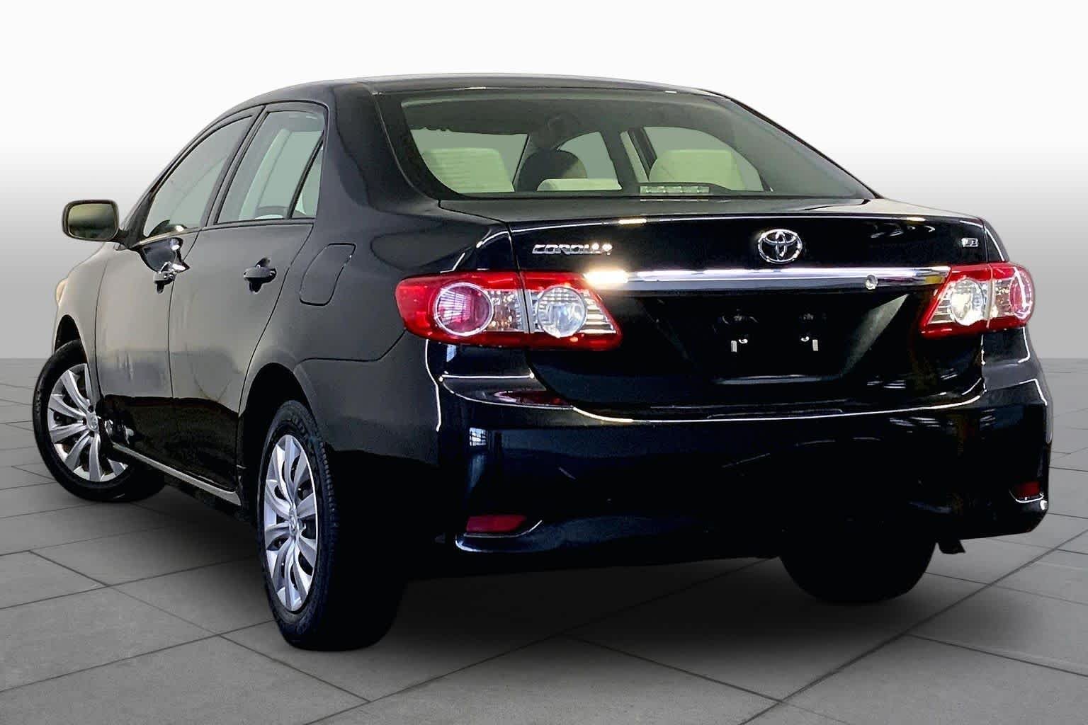 Used 2012 Black Sand Pearl Toyota LE image 11