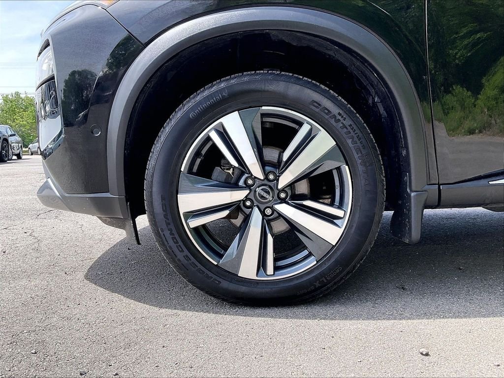 Certified Used 2022 Black Nissan SL image 22