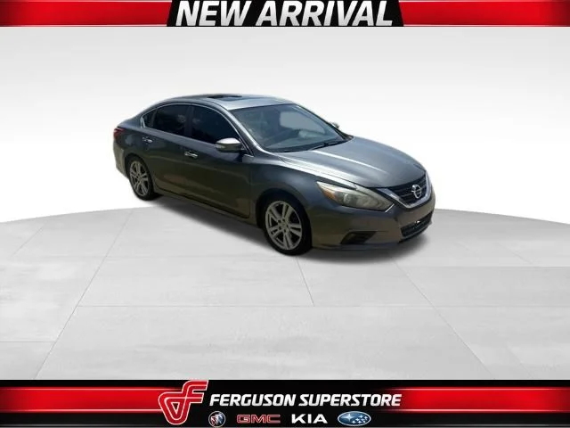 Used 2016 Gray Nissan 3.5 SL image 1