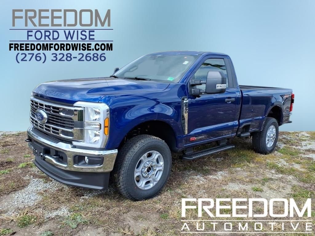 2026 Ford Super Duty F-350® XLT