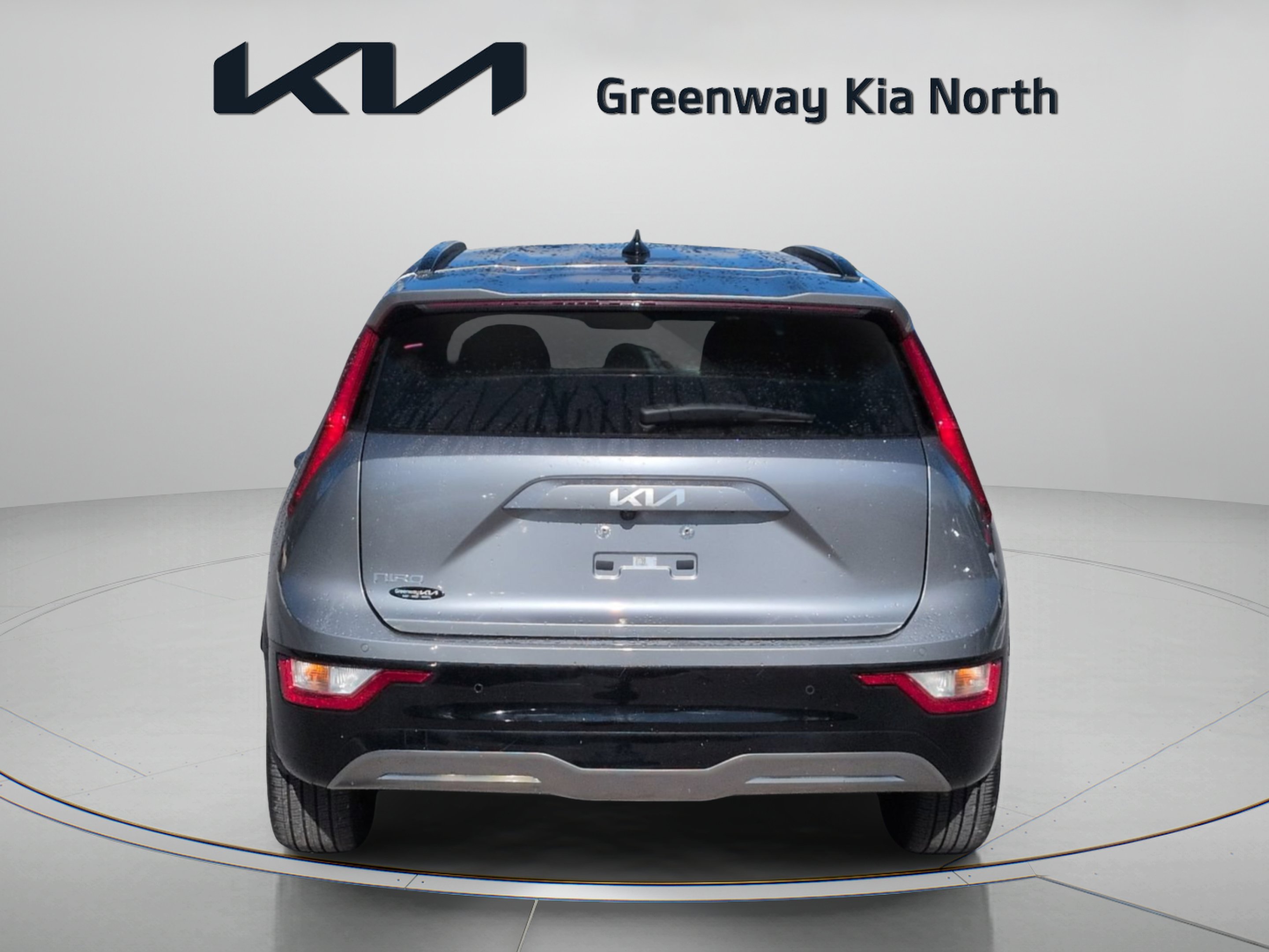 Certified Used 2023 Steel Gray Kia Wind image 7