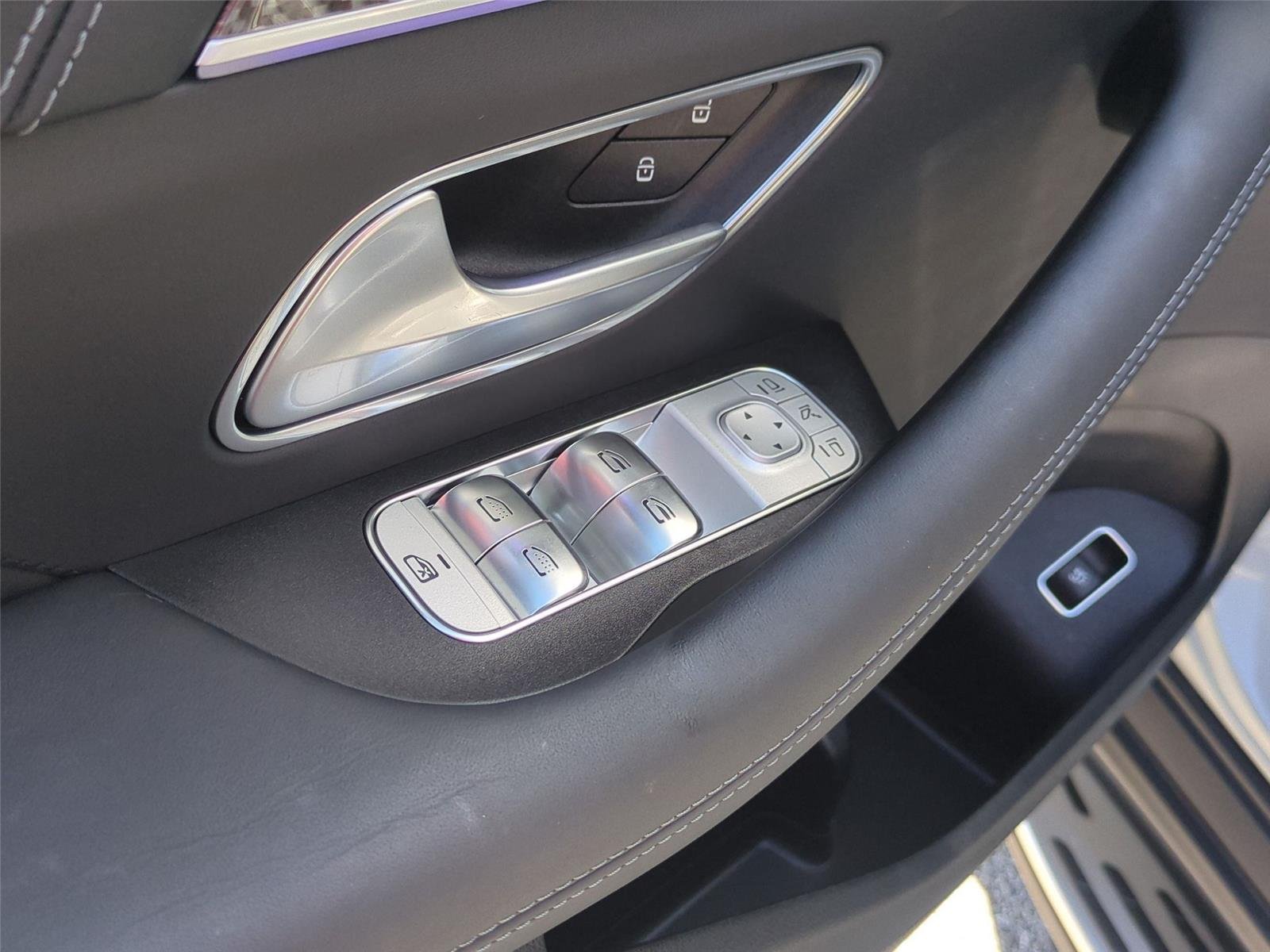 Used 2025 Selenite Grey Metallic Mercedes-Benz AMG® GLE 63 S image 16