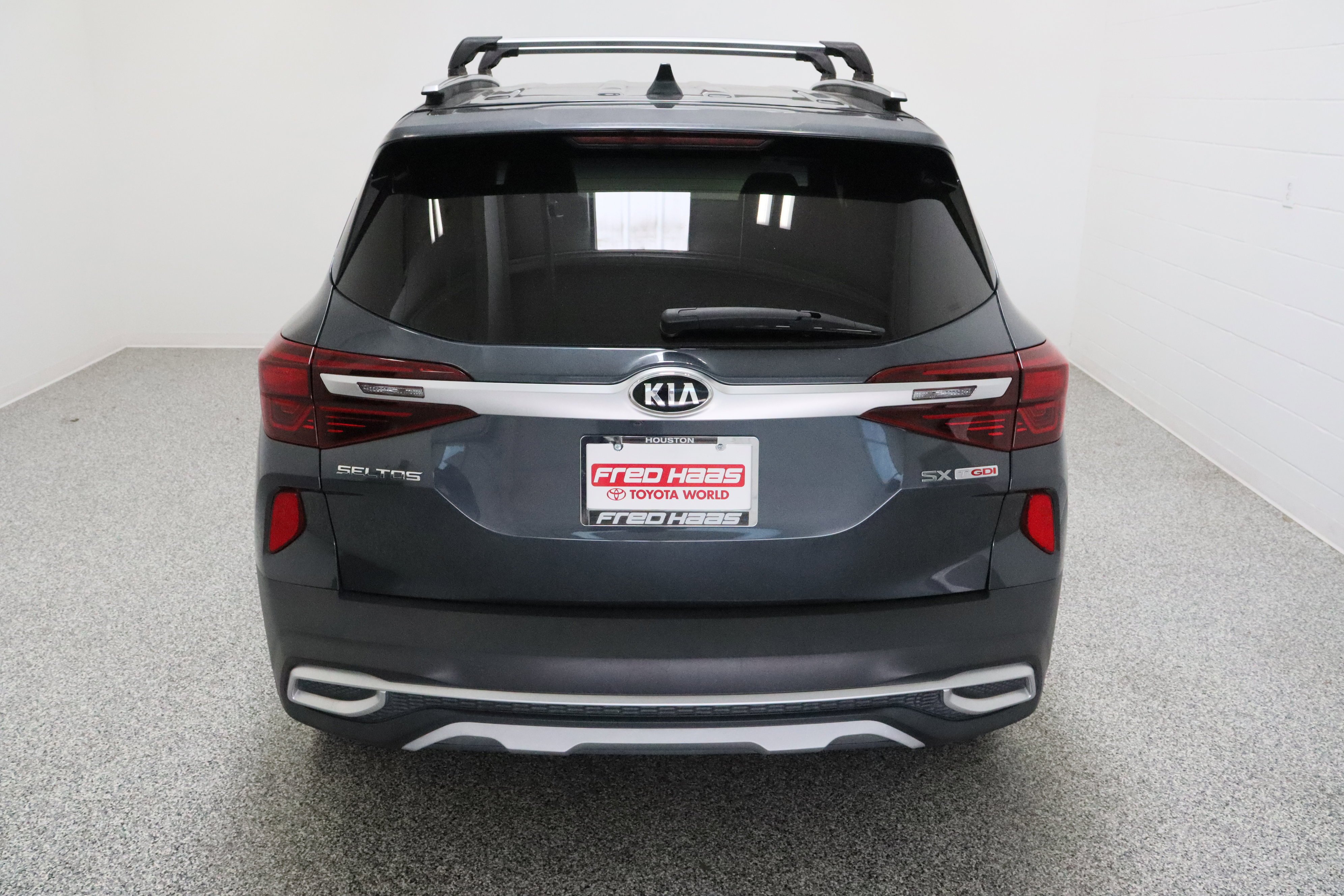 Used 2021 Gravity Gray Kia SX 1.6T image 8