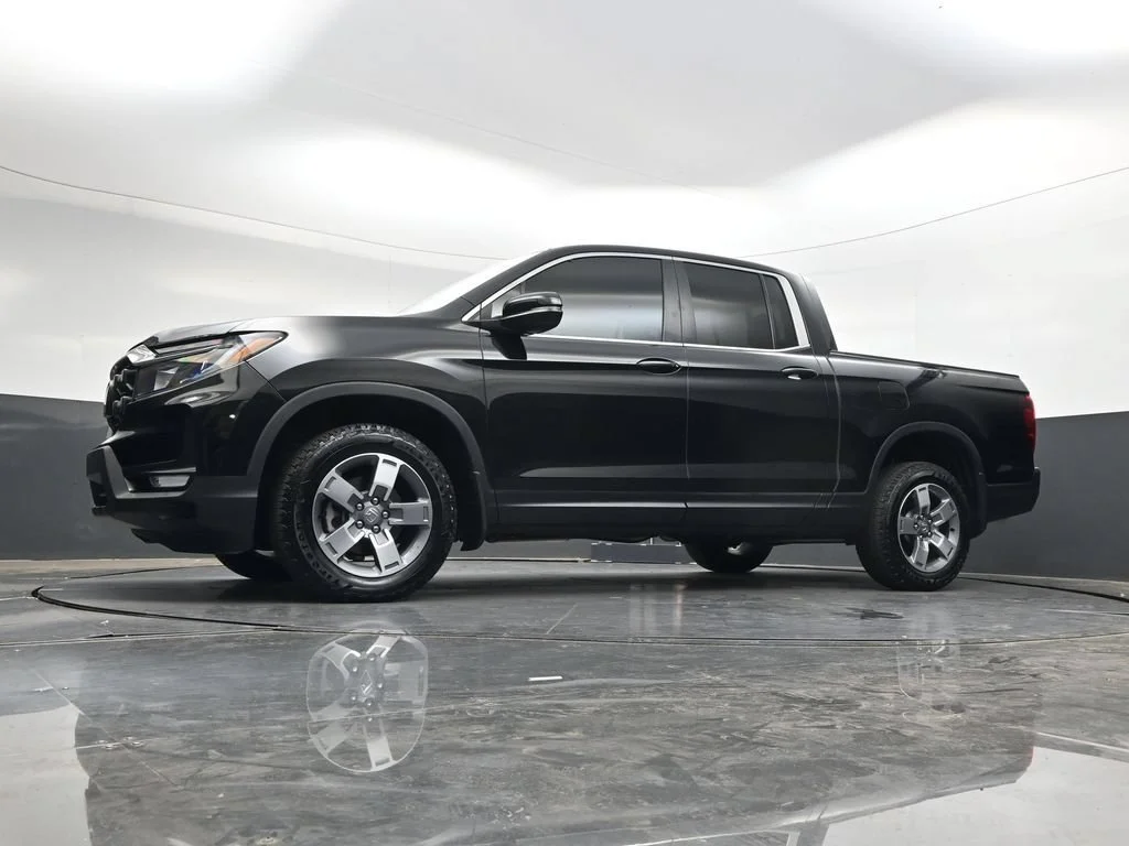 Certified Used 2024 Crystal Black Pearl Honda RTL image 82