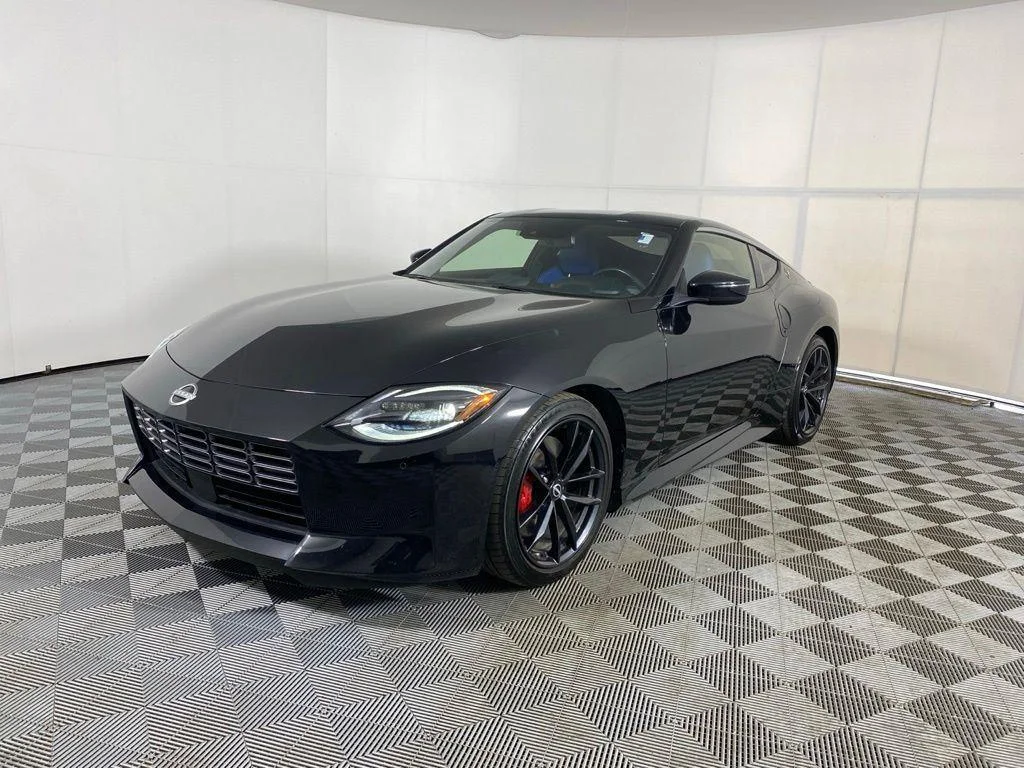 Used 2024 Black Diamond Pearl Nissan Performance image 12