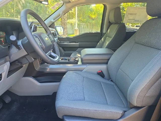 New 2026 Carbonized Gray Metallic Ford XLT image 10
