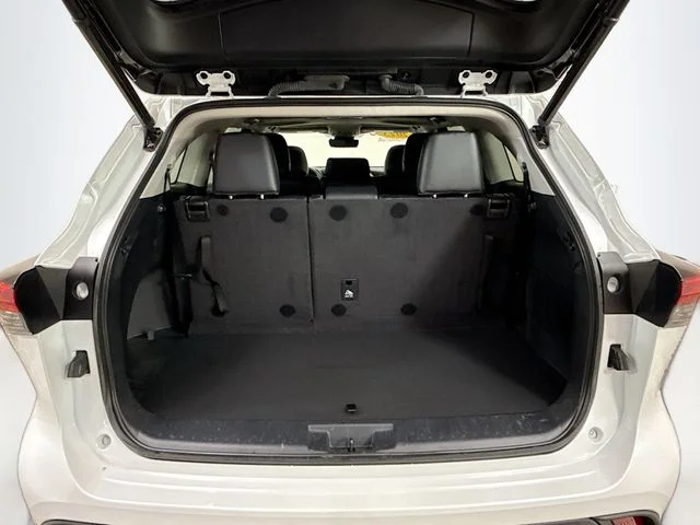 2023 Toyota Highlander XLE - Photo 27