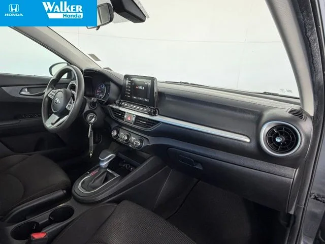 Used 2021 Gray Kia LXS image 34
