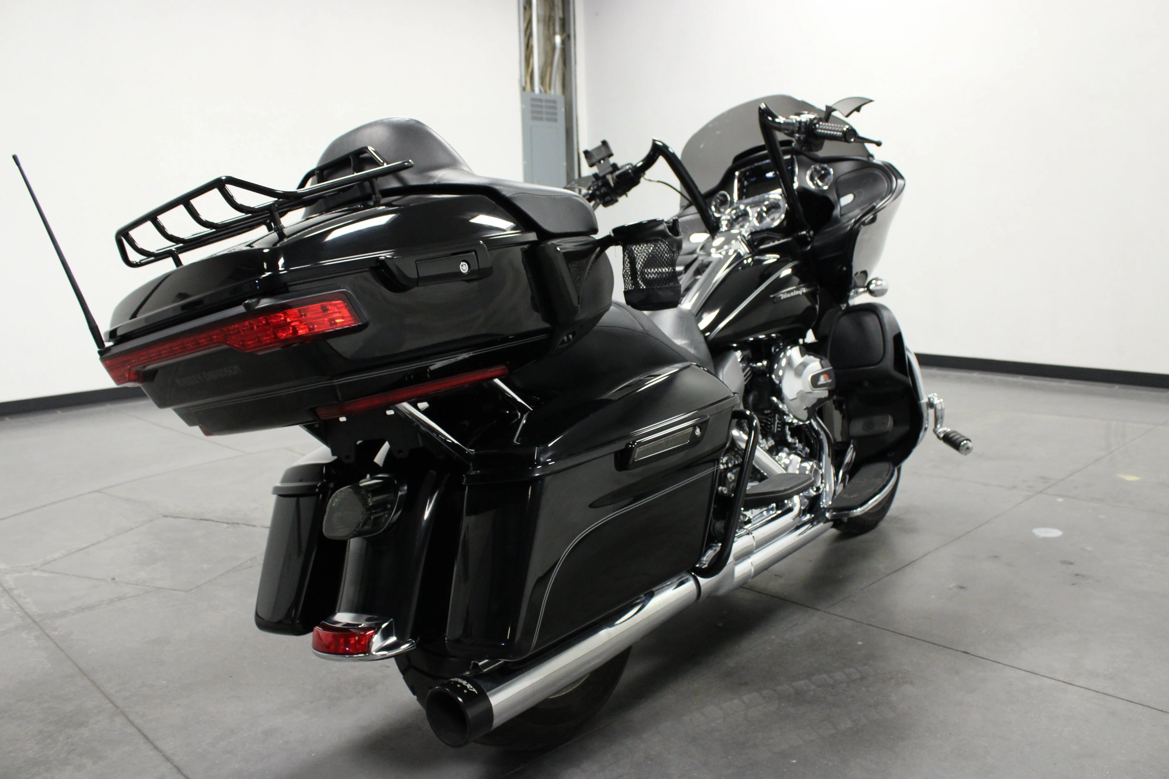Used 2016 Black Harley-Davidson  image 15
