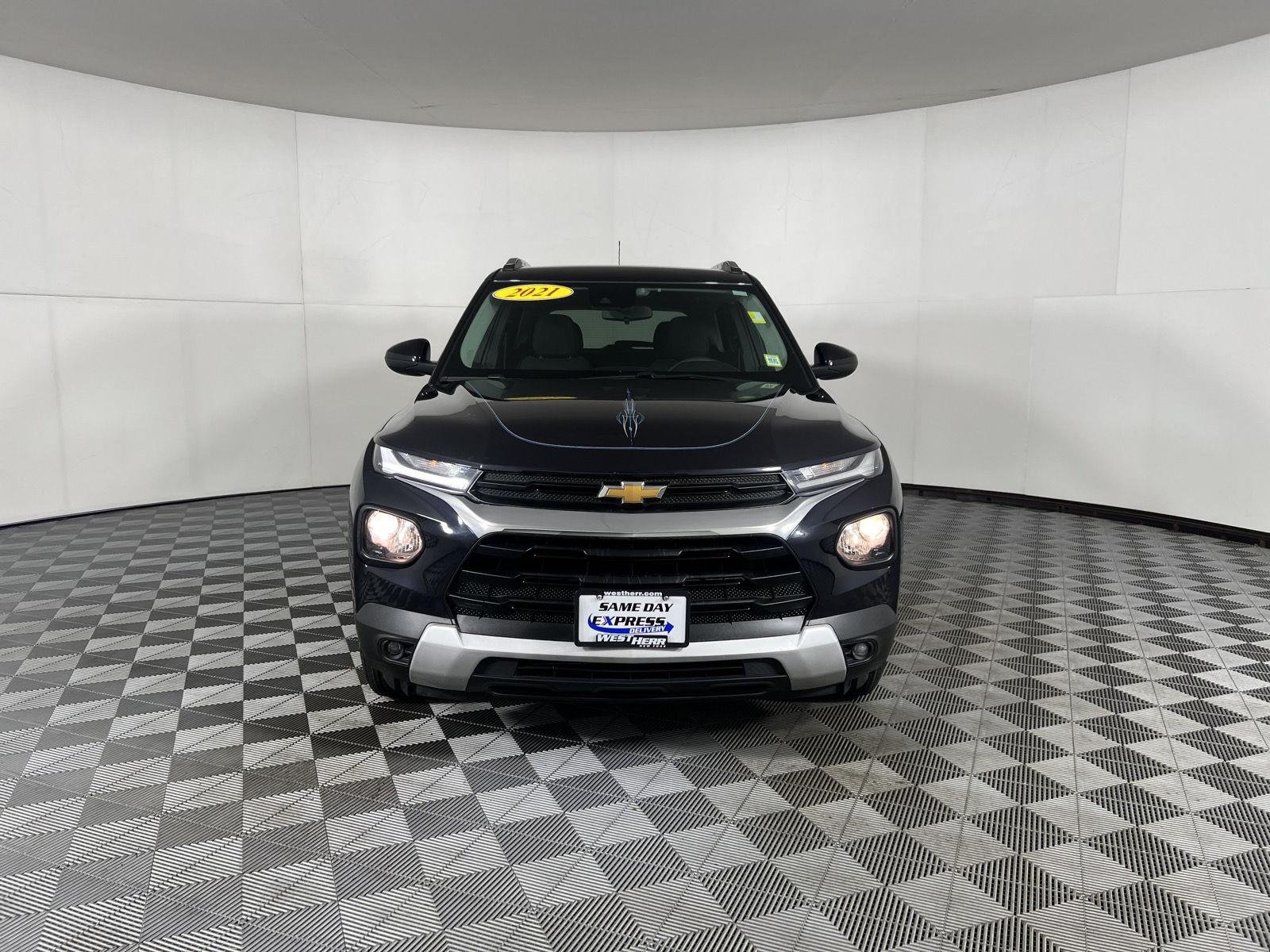 Used 2021 Midnight Blue Metallic Chevrolet LT image 36