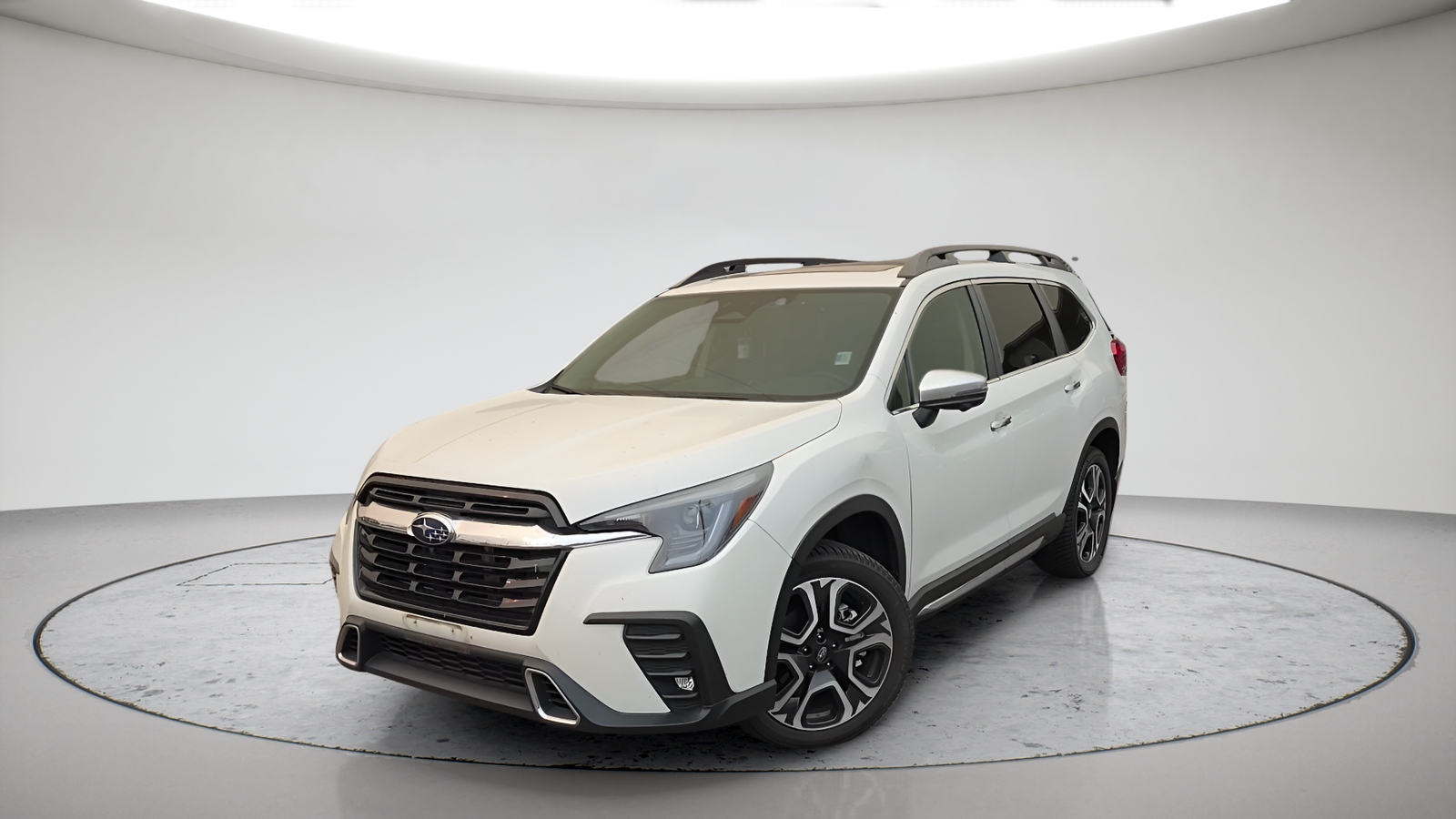 Used 2023 Crystal White Pearl Subaru Touring image 1