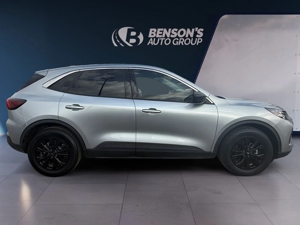 Used 2023 Silver Ford Active image 6