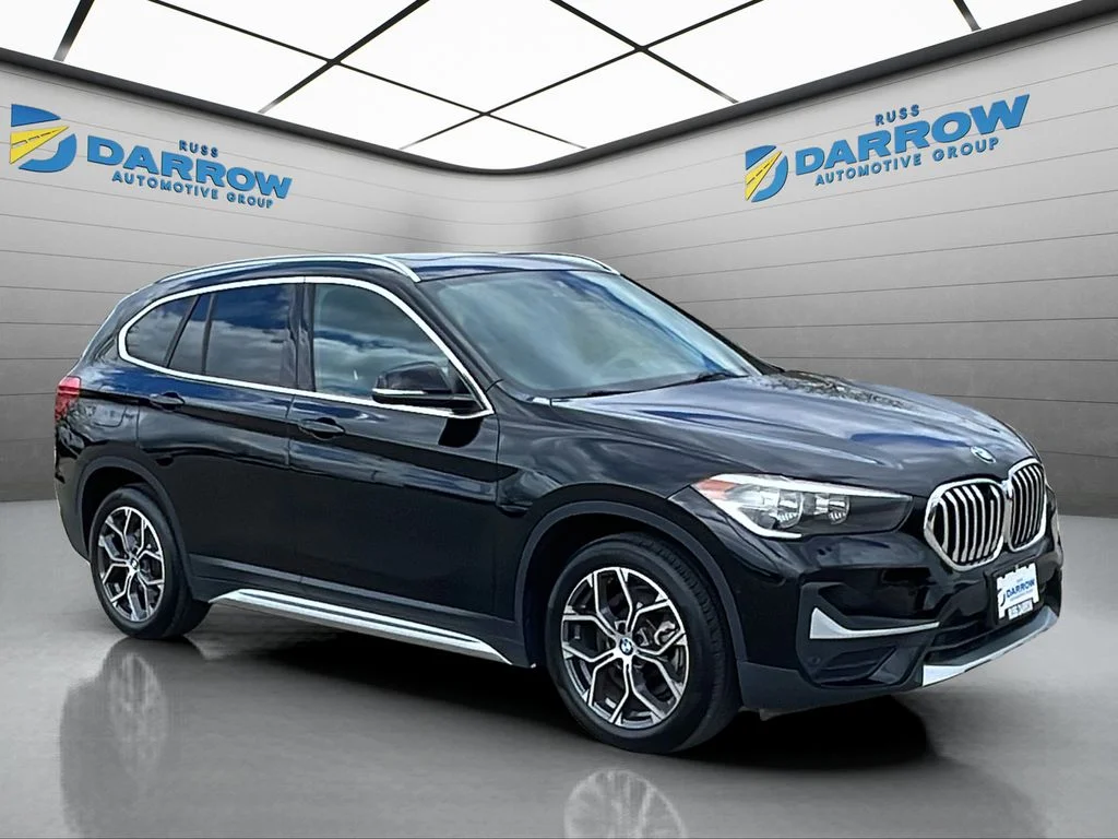 Used 2022 Black BMW xDrive28i image 7