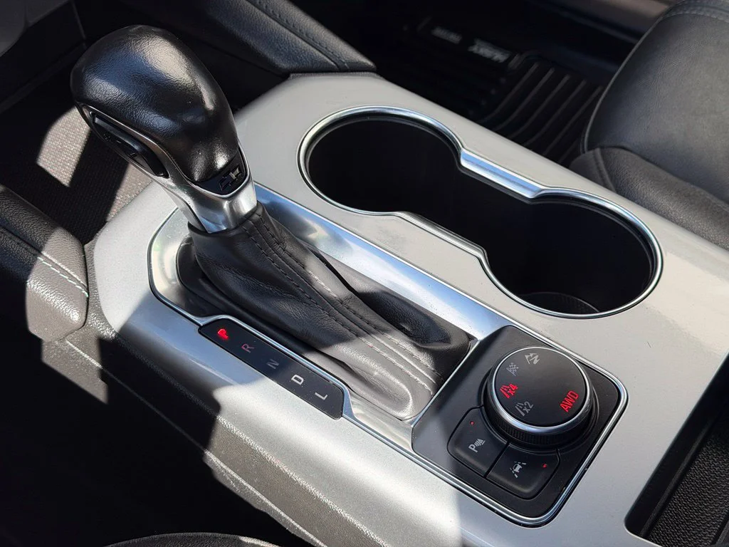 Used 2022 Black Chevrolet LT image 15