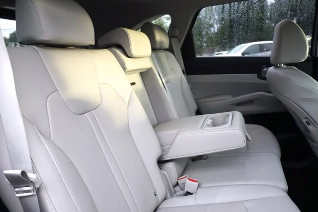 Used 2025 Gray Kia S image 39