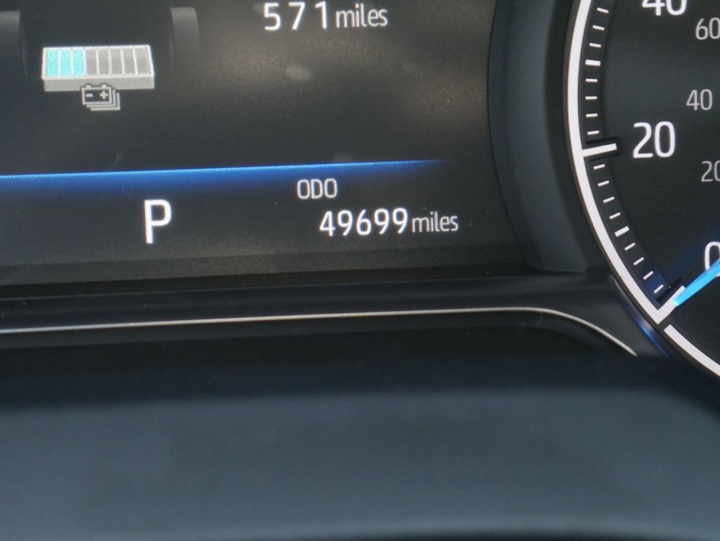 Used 2024 Red Toyota XLE image 35