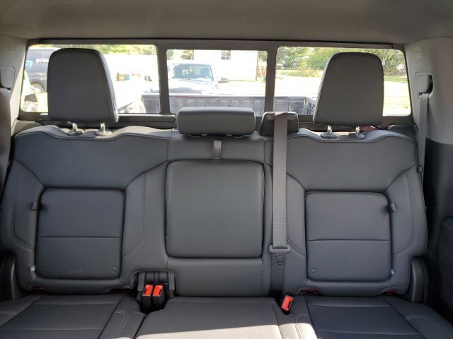 Used 2025 Red GMC SLT image 13