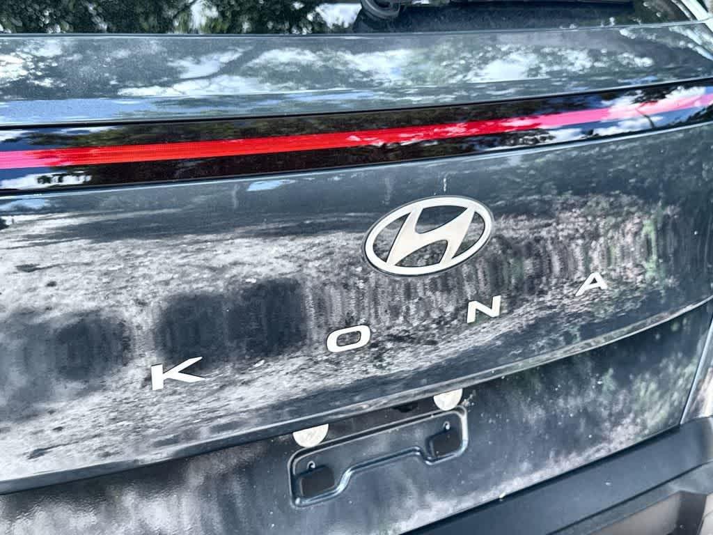New 2027 Ecotronic Gray Pearl Hyundai SE FWD image 9