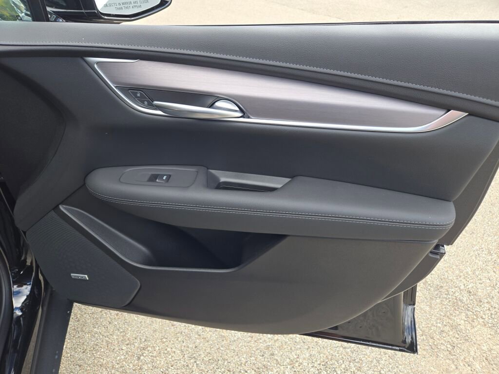 2025 Cadillac XT5 Luxury - Photo 5