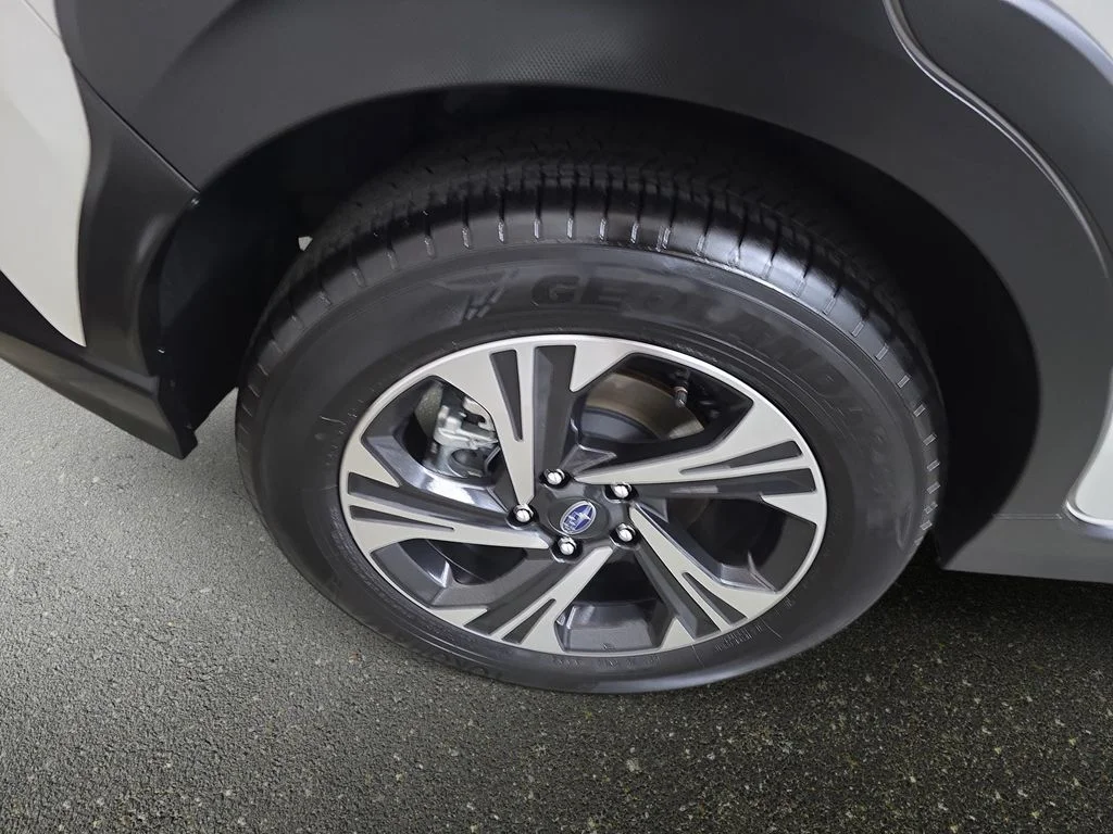 Used 2025 White Subaru Premium image 31