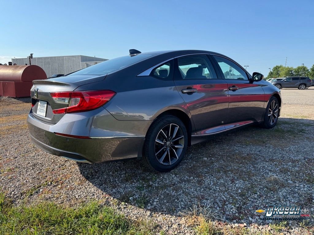 Used 2021 Gray Honda EX-L image 3