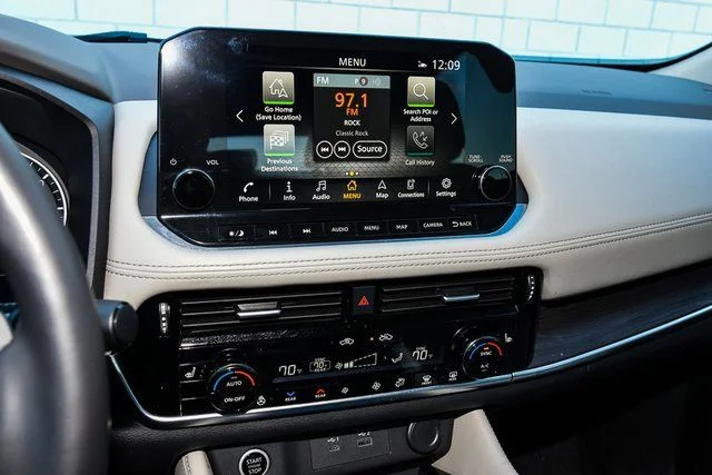 2023 Nissan Rogue SL - Photo 24