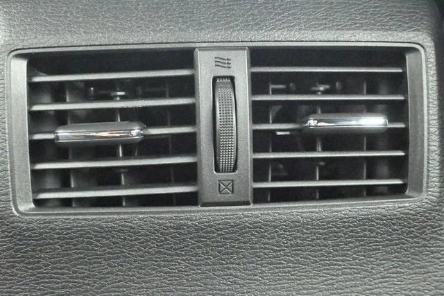 New 2026 Gray Mitsubishi LE image 16