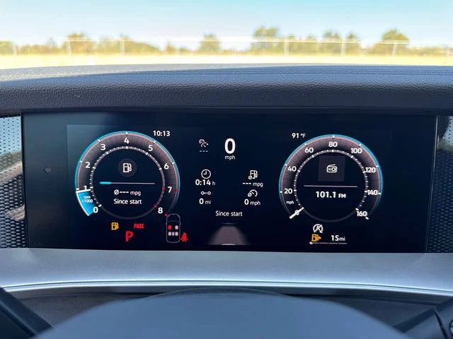 New 2026 Pure White Volkswagen 2.0T SE image 42