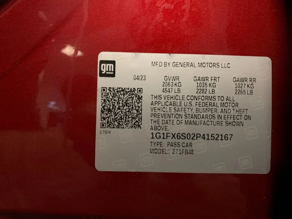 Used 2023 Red Chevrolet 2LT image 38