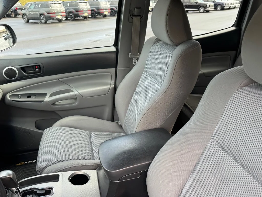 Used 2015 Gray Toyota Base image 7