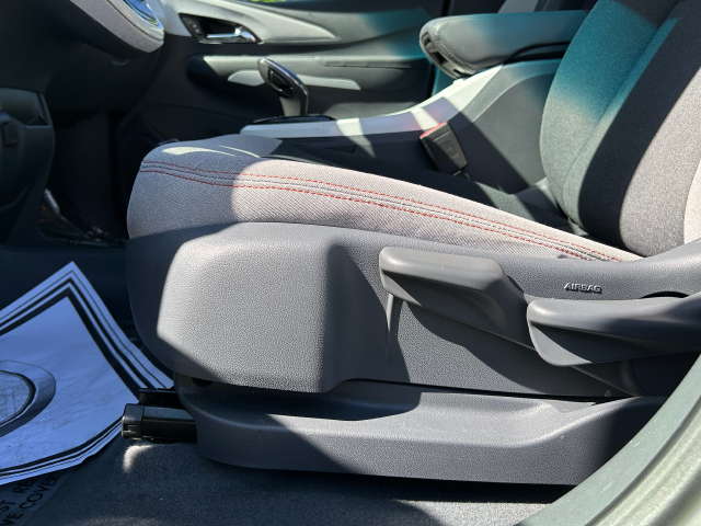 Used 2020 White Chevrolet LT image 25
