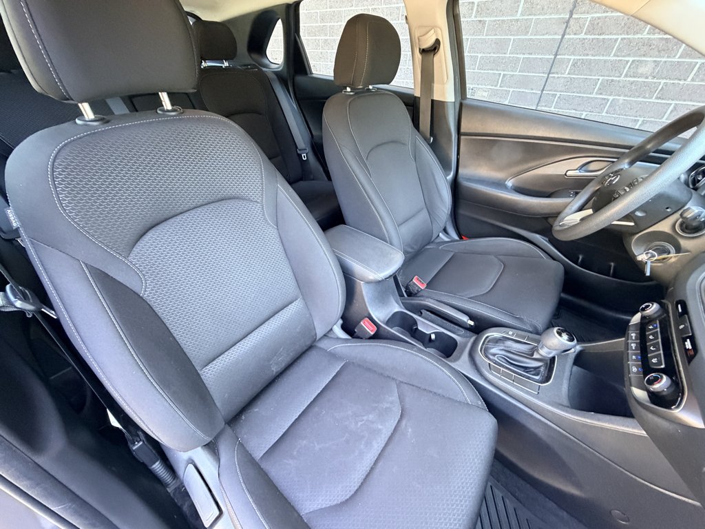 Used 2018 Summit Gray Hyundai Base image 22