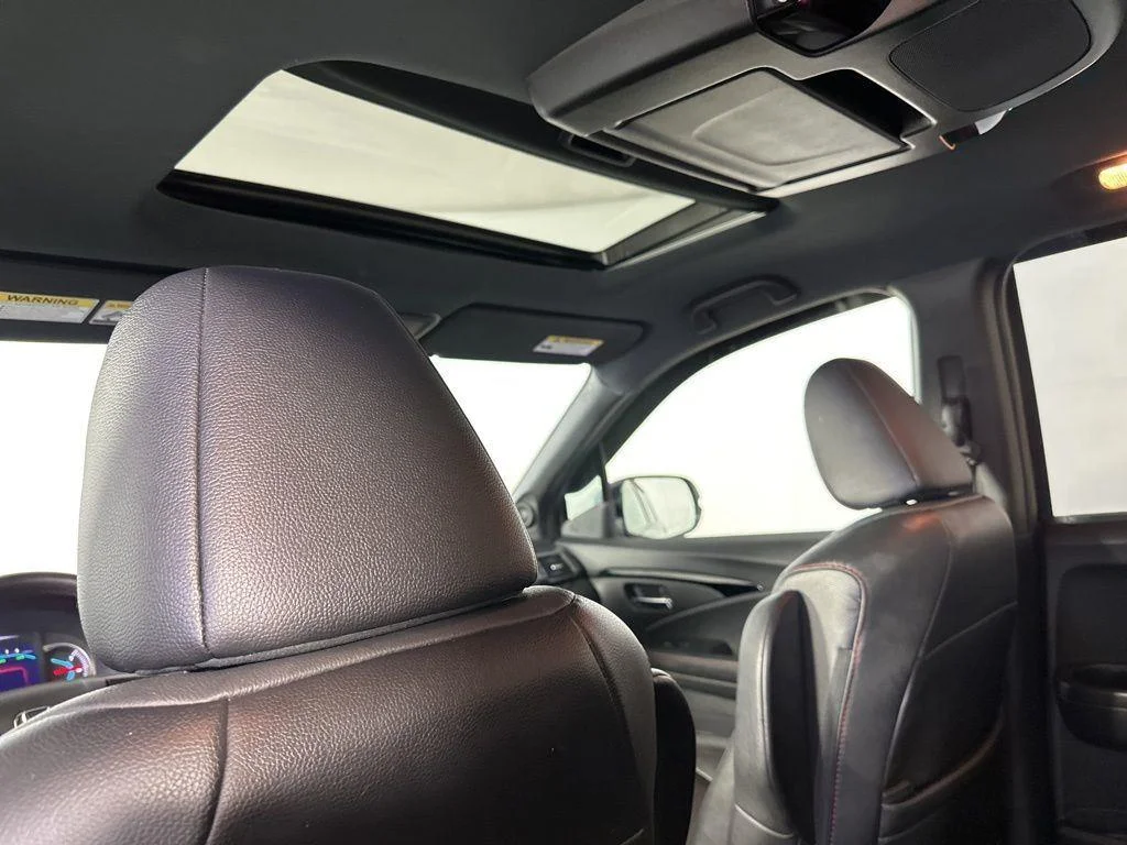 Used 2022 Crystal Black Pearl Honda Black Edition image 24