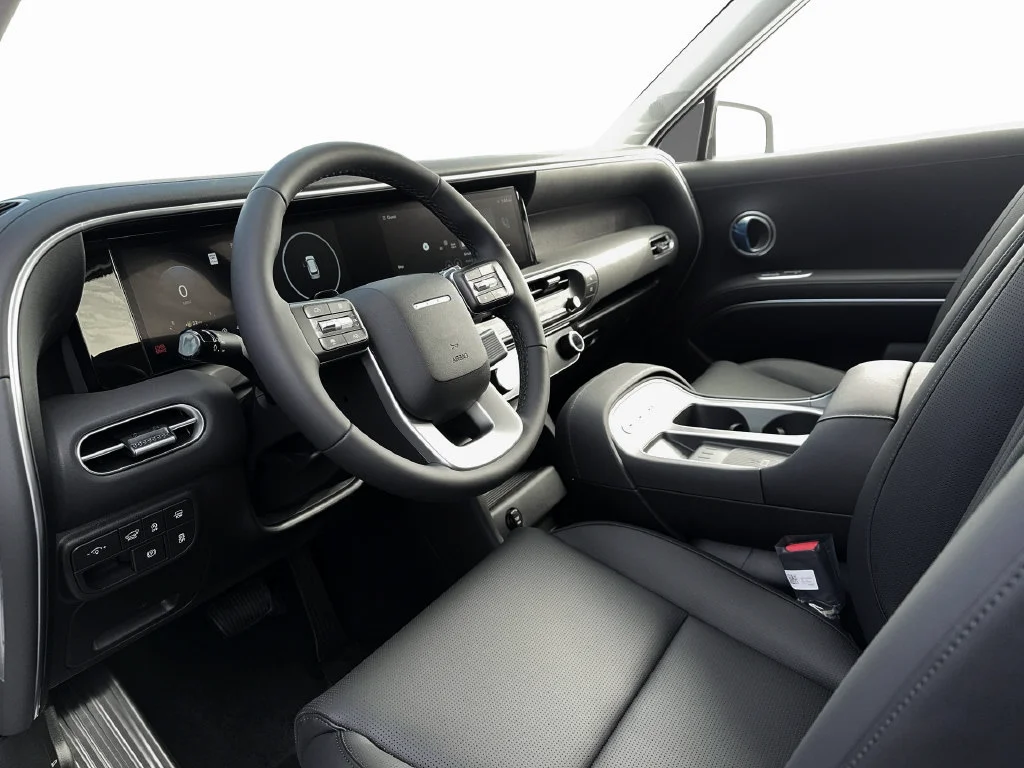 New 2026 Black Hyundai SEL Premium image 14