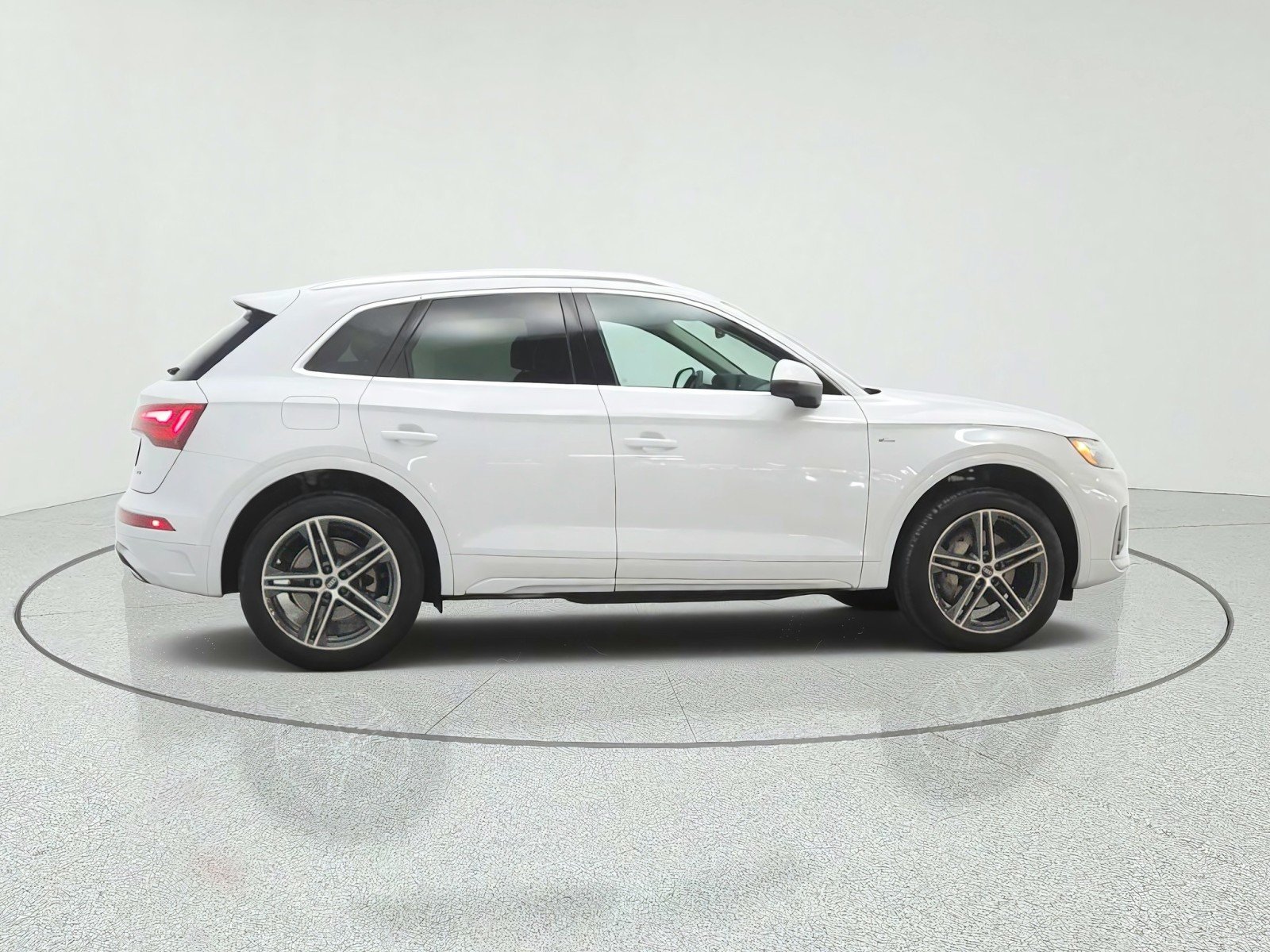 Used 2022 Glacier White Metallic Audi S line Premium Plus image 4