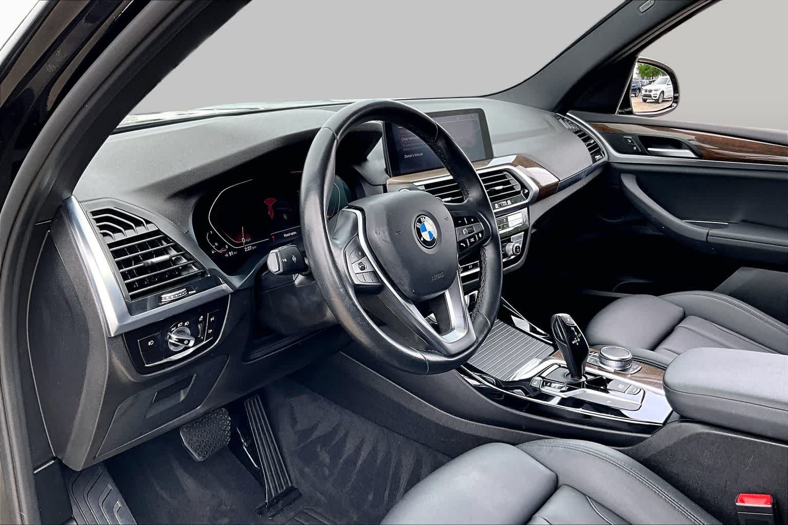 Used 2020 Jet Black BMW sDrive30i image 16